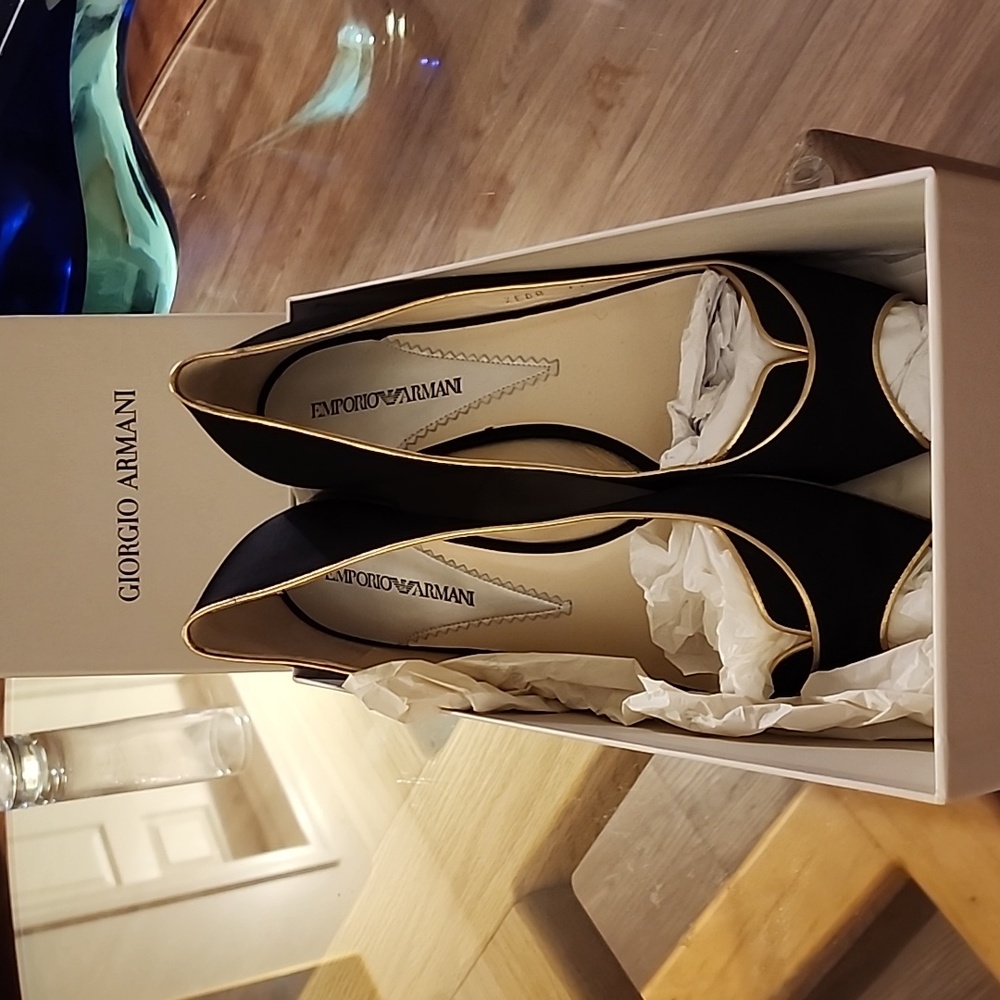 NWOT Armani Open Toe Flats